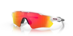 Gafas para sol Oakley Radar EV Path con lente color ruby y montura color blanco