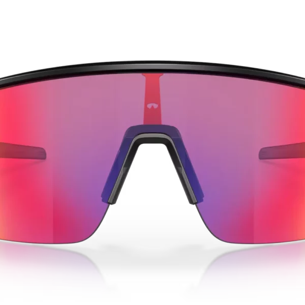 Gafas de sol Oakley Sutro Lite con lente color road vistas de frente