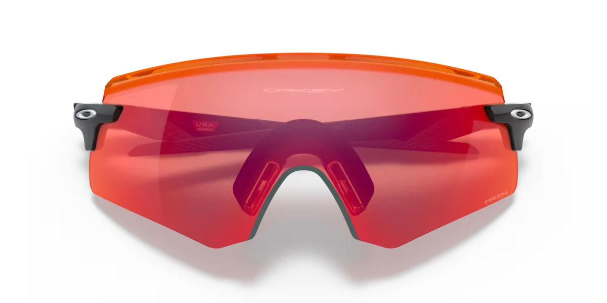 Gafas de sol Oakley Encoder con lente color field vistas de frente cerradas