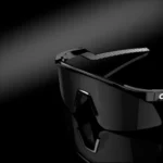 Gafas para sol Oakley Hydra con lente color negro y montura color negro