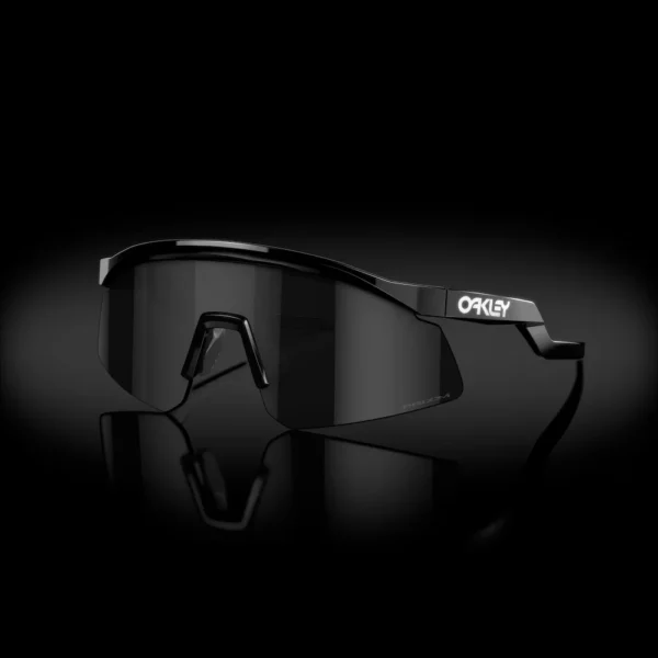 Gafas para sol Oakley Hydra con lente color negro y montura color negro