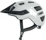 Vista lateral de casco de ciclismo blanco Abus Motrip